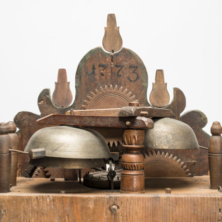 Gastspiel Uhrenmuseum Winterthur: «Astronomische Toggenburger Holzräderuhr von 1773», Leihgabe: Uhrenmuseum zum Rösli, Zürich