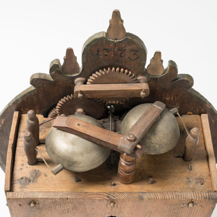 Gastspiel Uhrenmuseum Winterthur: «Astronomische Toggenburger Holzräderuhr von 1773», Leihgabe: Uhrenmuseum zum Rösli, Zürich